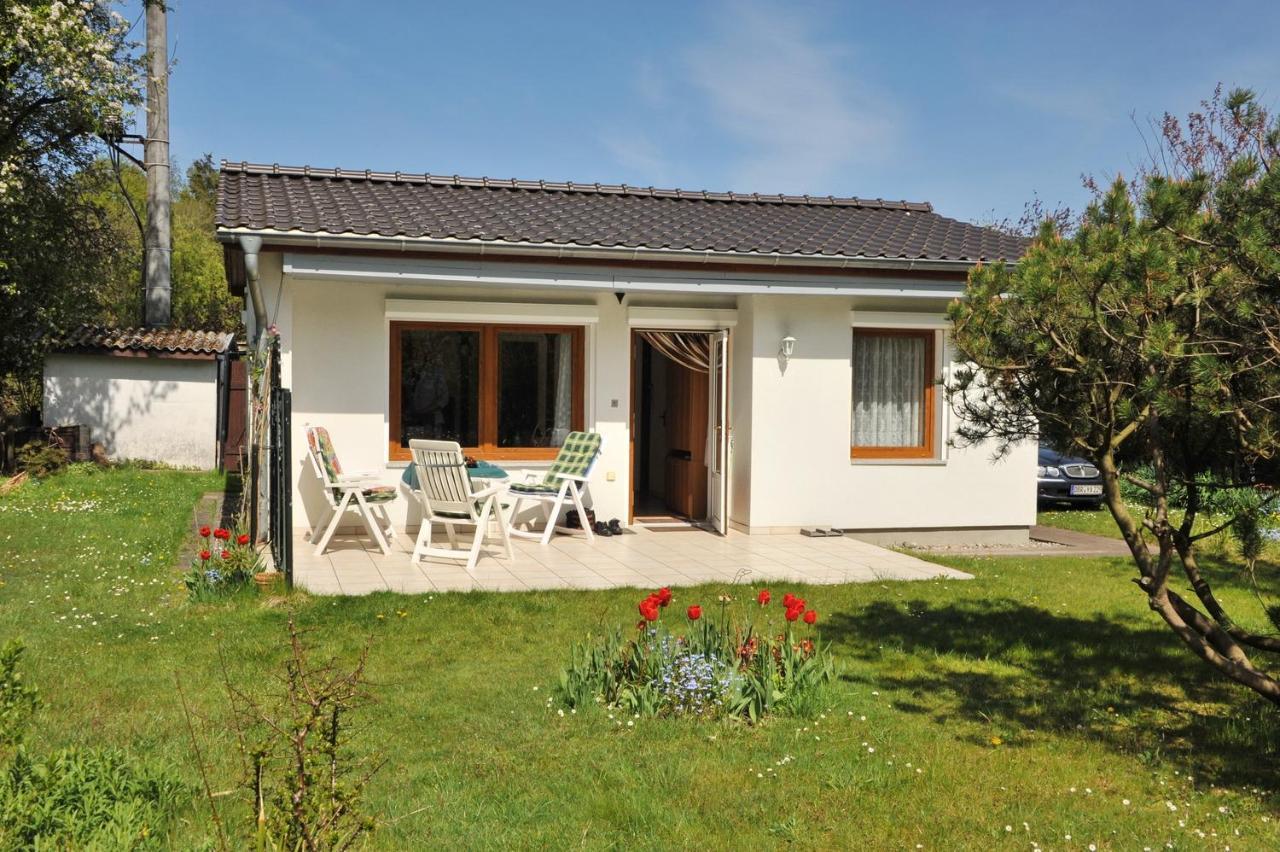 Ostsee-Ferienhaus Im Gruenen Klockenhagen Luaran gambar