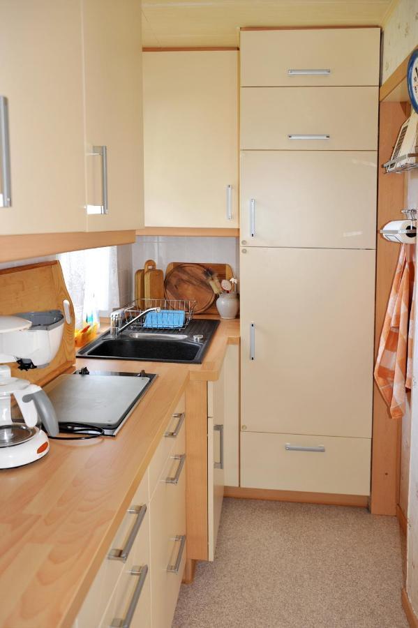 Ostsee-Ferienhaus Im Gruenen Klockenhagen Luaran gambar